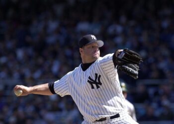 A Clear Guide to MLB Innings, Outs and Scoring