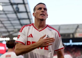 PODCAST | Matchday 5 review – Augsburg hold Bayern Munich, Cologne earn Rhine derby bragging rights, plus more