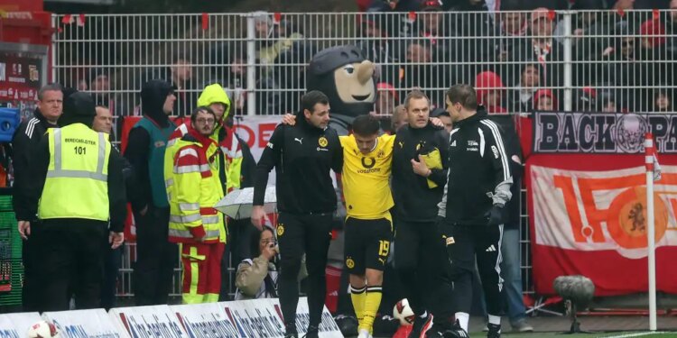 Borussia Dortmund’s Konstantinos Karetsas suffers fresh injury blow amid already difficult recovery path