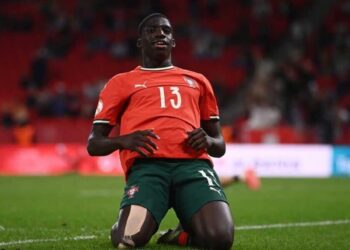 Chelsea earmark Benfica full-back Daniel Banjaqui as leading target for January