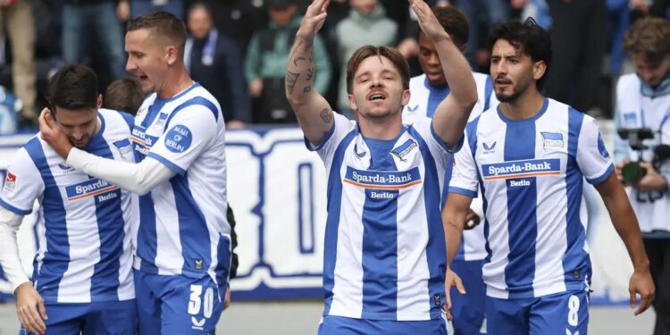 High-flying Hertha Berlin win again