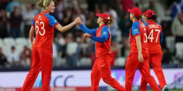 Sydney Thunder sign experienced England pacer for WBBL 2026-27 campaign