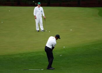 Why golfers lose confidence in their chipping and how they can get it back – National Club Golfer