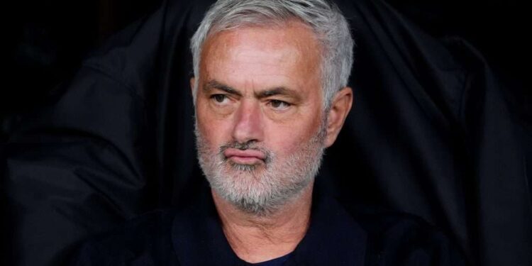 ‘None of you have asked me about him?’ – José Mourinho singles out ‘unbelievable’ Real Madrid star after Barcelona